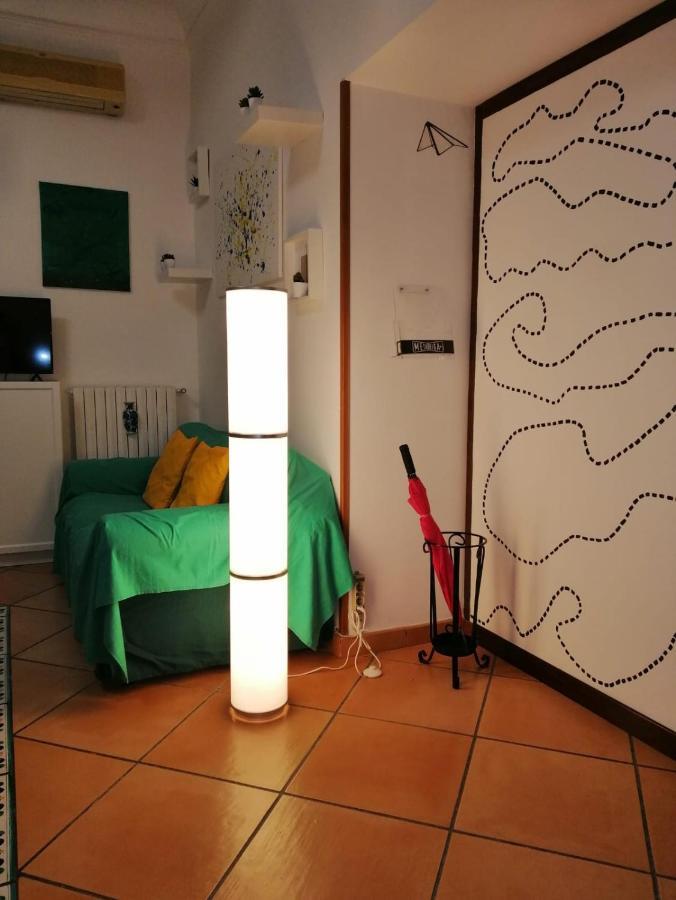 La Casa Di Tania A Napoli Apartment Bagian luar foto