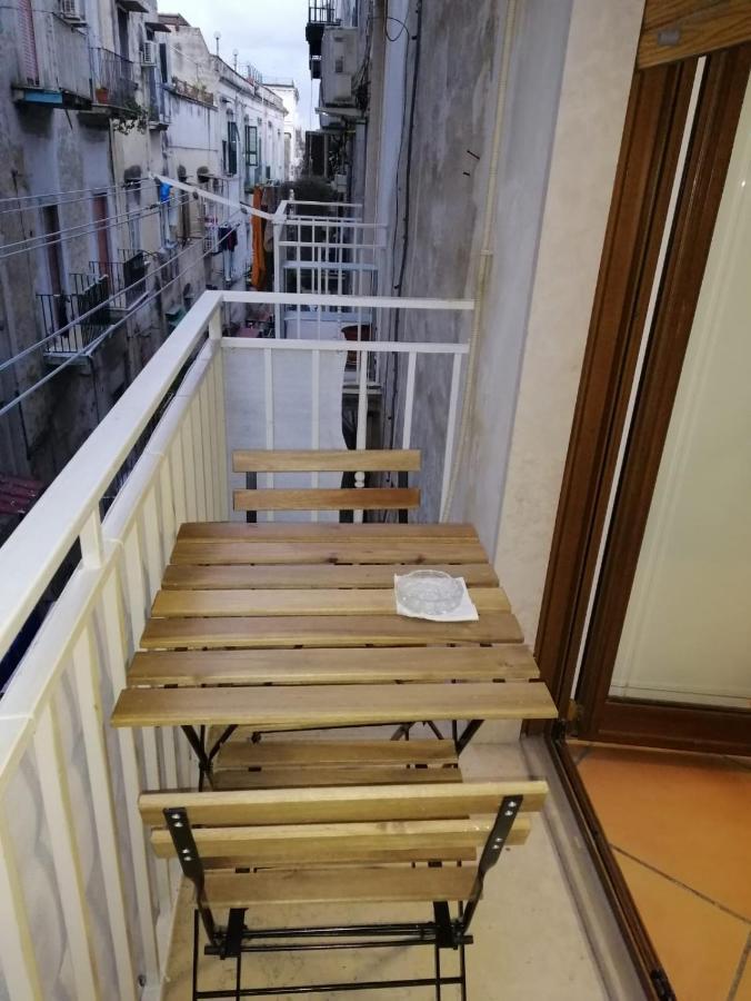La Casa Di Tania A Napoli Apartment Bagian luar foto