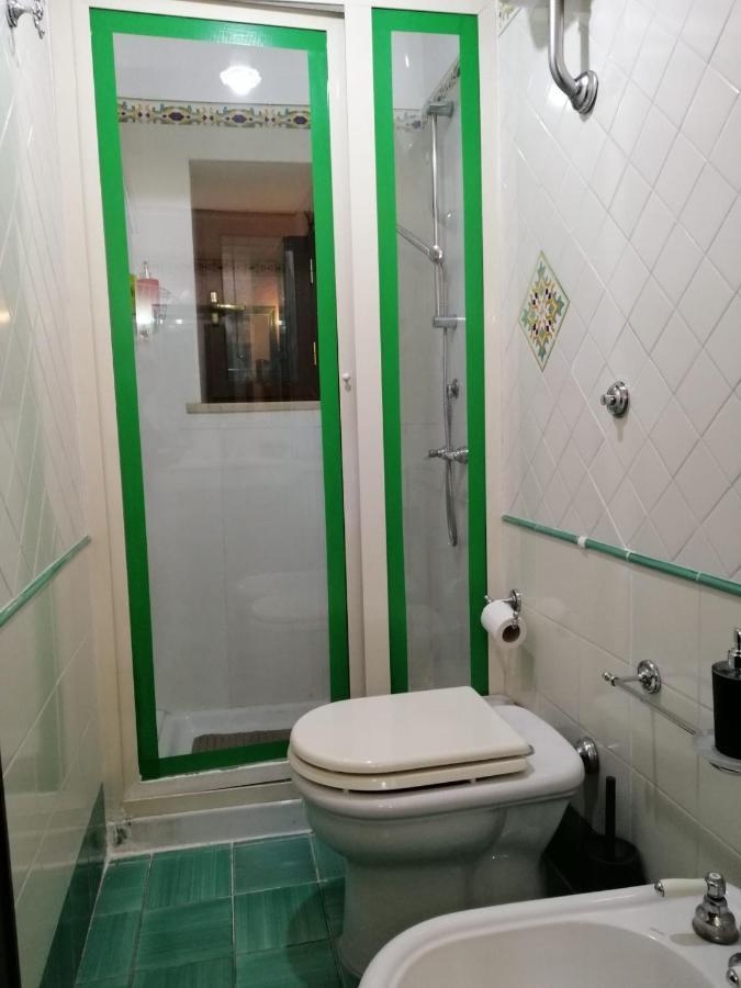 La Casa Di Tania A Napoli Apartment Bagian luar foto